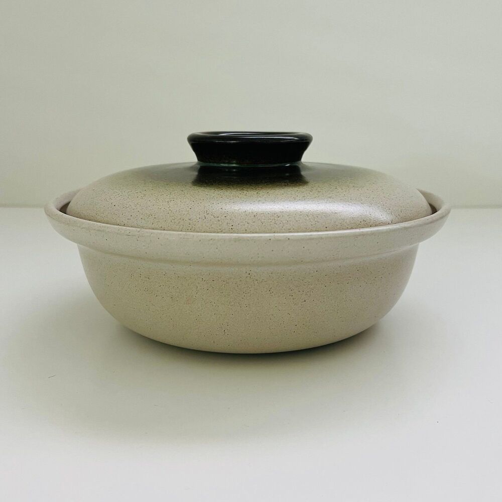 HEATH CERAMICS Sea & Sand Speckled Cream Green Glaze 1-qt Covered Casserole Dish